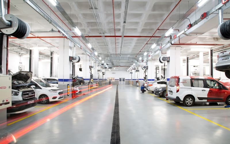 Windscreen Repair vs Replacement: What You Need to Know